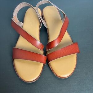 Cynthia Rowley Vegan Leather Sandals with Minimalist Design Size 10